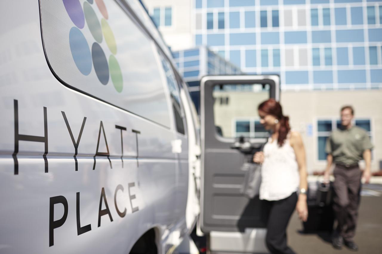 Hyatt Place Warwick/Providence Airport Экстерьер фото