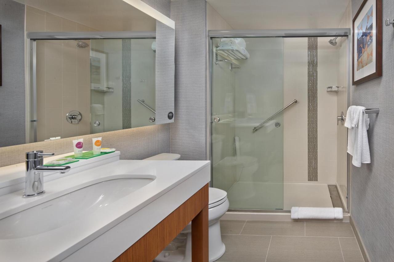 Hyatt Place Warwick/Providence Airport Экстерьер фото
