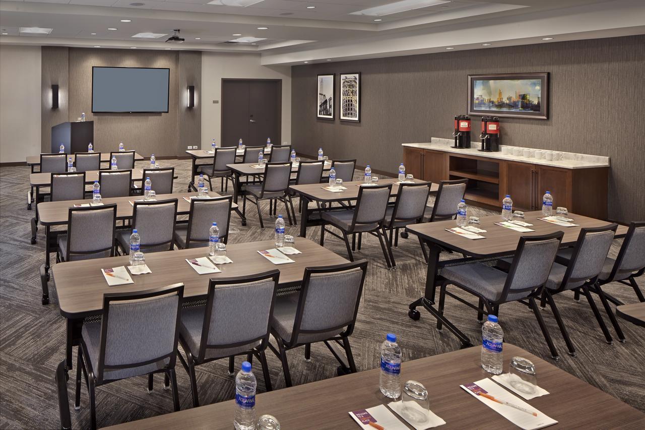 Hyatt Place Warwick/Providence Airport Экстерьер фото
